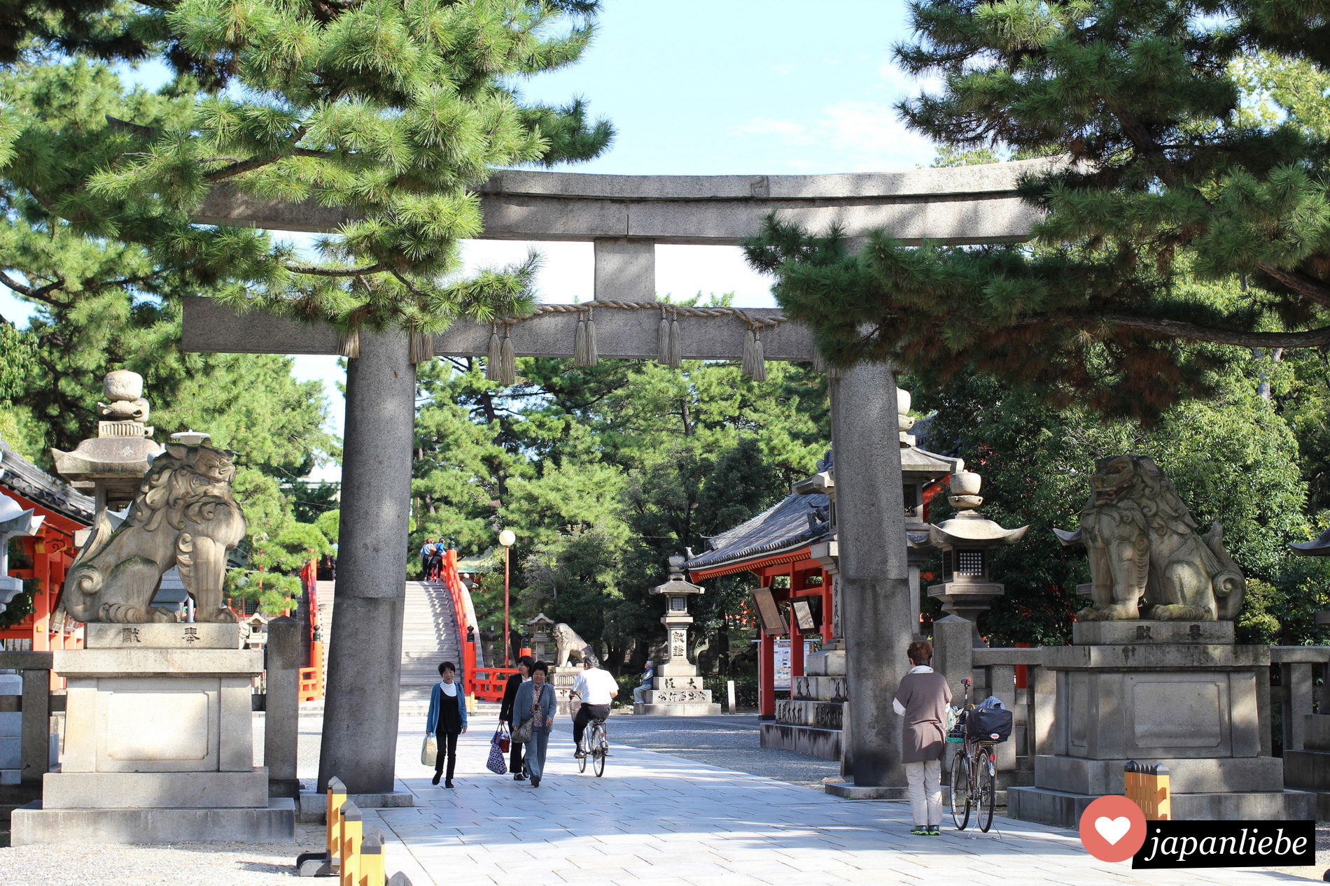 Das torii zum Sumiyoshi Taisha Schrein in Ōssaka
