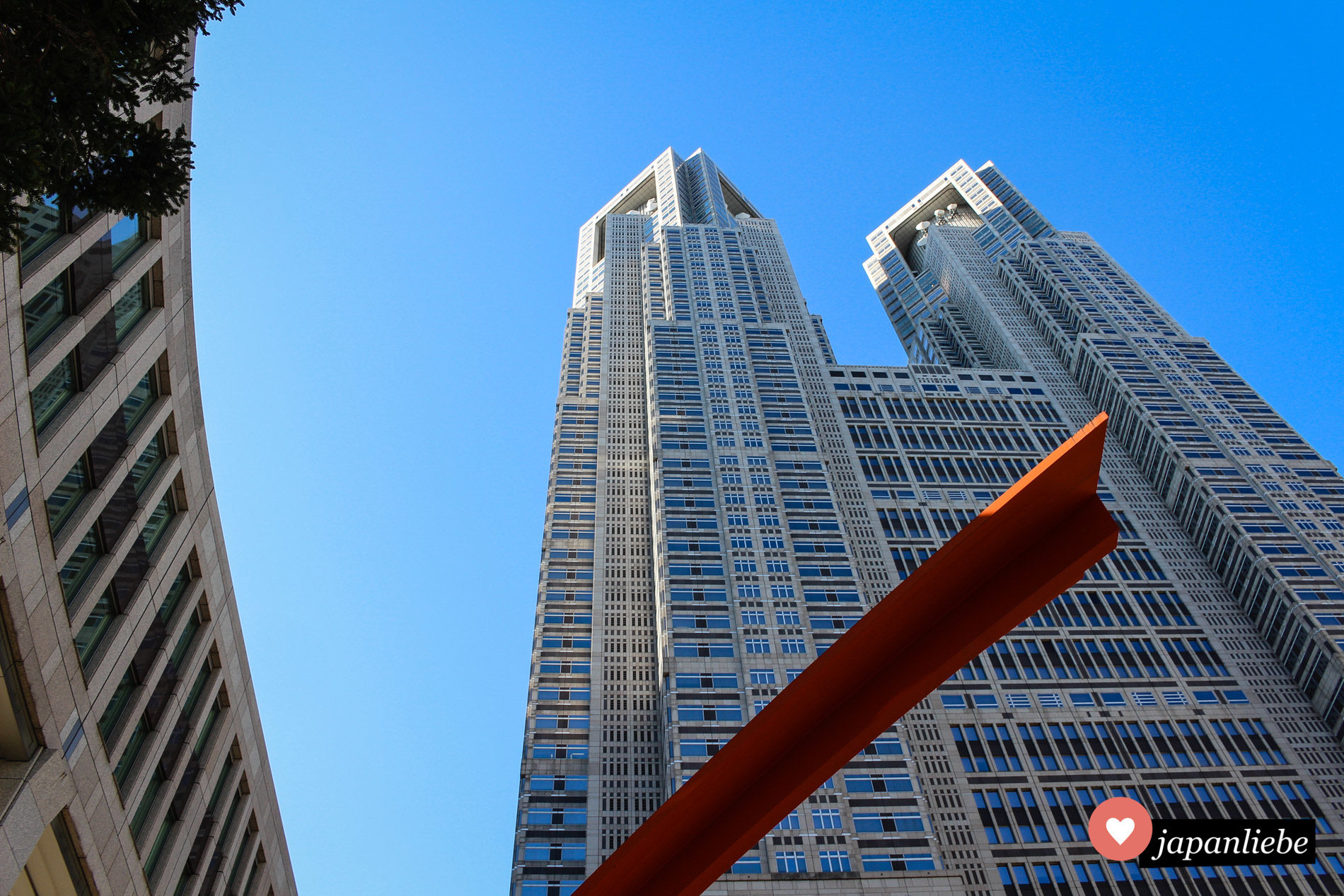 Das Tōkyō Metropolitan Government Building in Shinjuku.