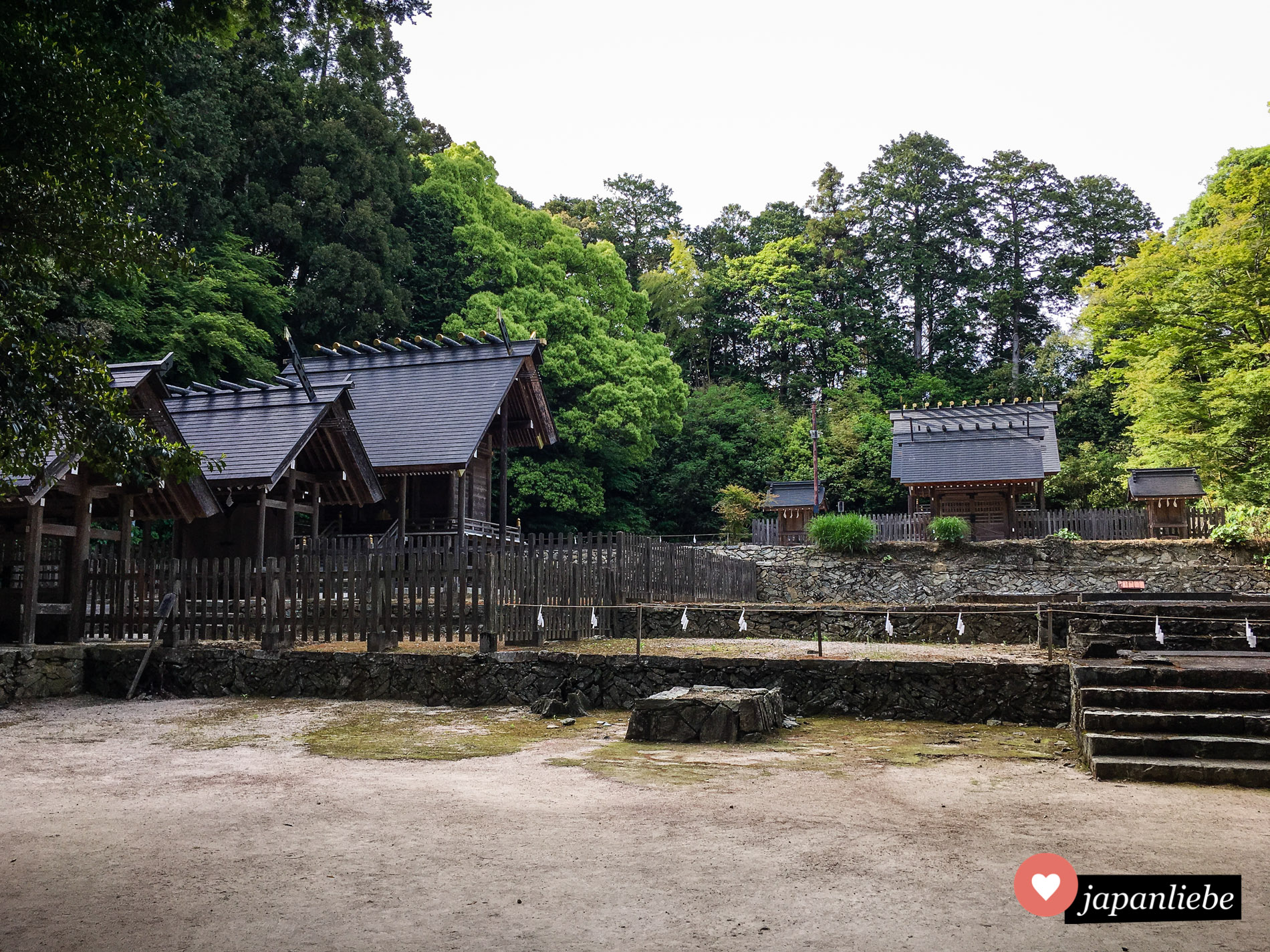Der Yamaguchi Dai-jingū orientiert sich in allem am Vorbild in Ise.