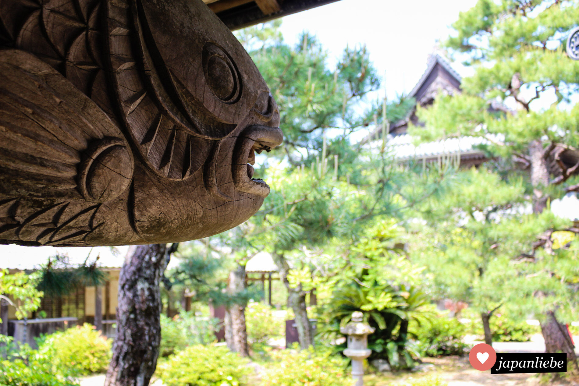 Ein Holzfisch am Tōkō-ji-Tempel in Hagi.