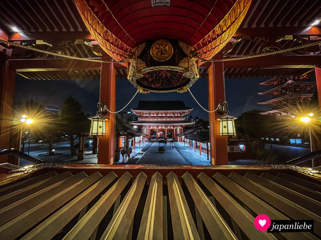 Nur nachts sieht man den Sensō-ji-Tempel so menschenleer.