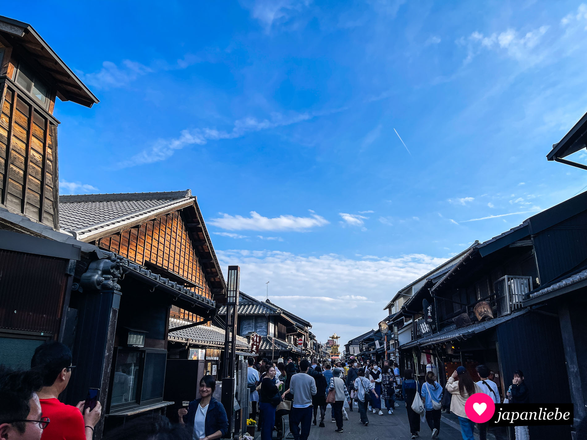 Selten sieht Inuyama so viele Besucher wie beim Frühjahrsfest. Selbst dann ist die Stadt aber nicht überlaufen.